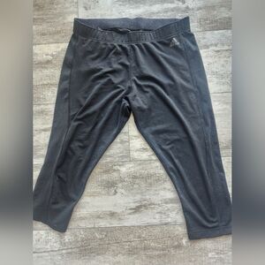Adidas Woman's size XL climalite black Activewear sport capris